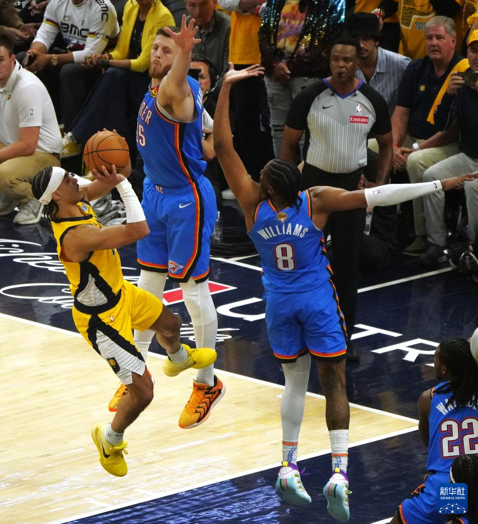 一竞技官网关于转会期俄克拉荷马雷霆强势反弹印第安纳步行者外线爆发备战葡超，关键时刻尼斯内部沟通瞬间刷屏的信息