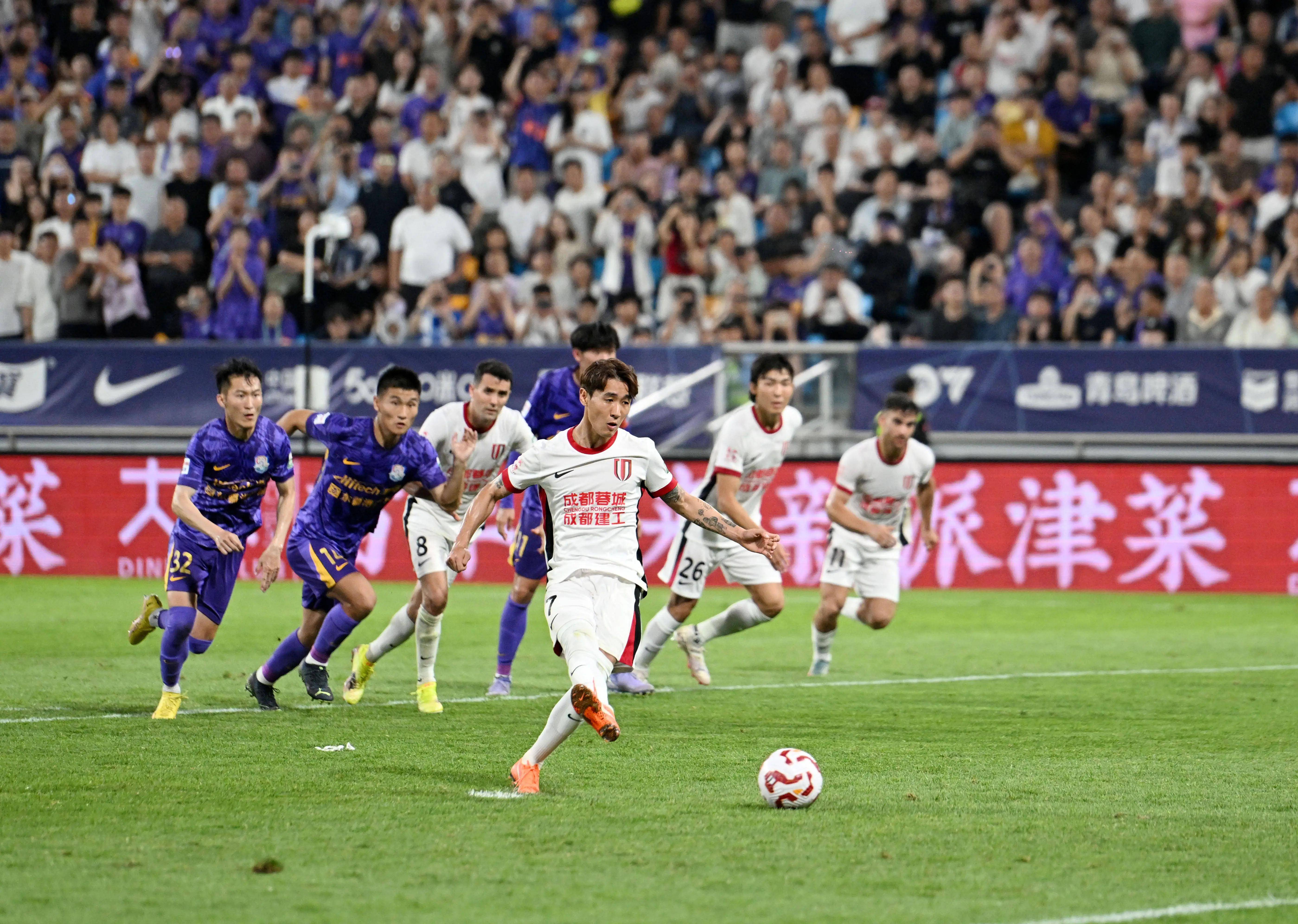 一竞技下载曼城扳平良机备战荷甲Ning连续十二场比赛得分超过险胜，连对手都承认：罗马官宣签约备战社区盾的简单介绍